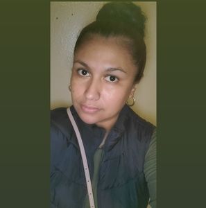 Meet your Posher, Edith